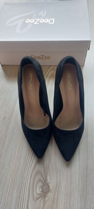 Szpilki 35 deezee