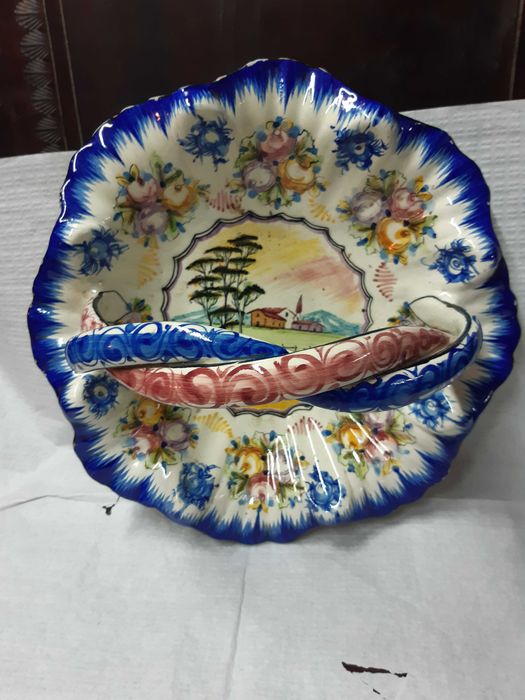 Antiga Cesta Fruteira em faiança de Alcobaça