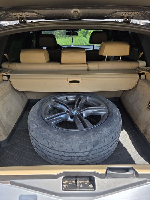 Продам BMW X5 E70