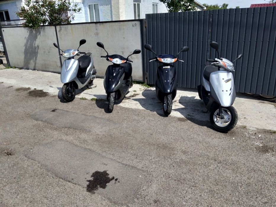 Скутер з контейнера Dio56 Dio 62