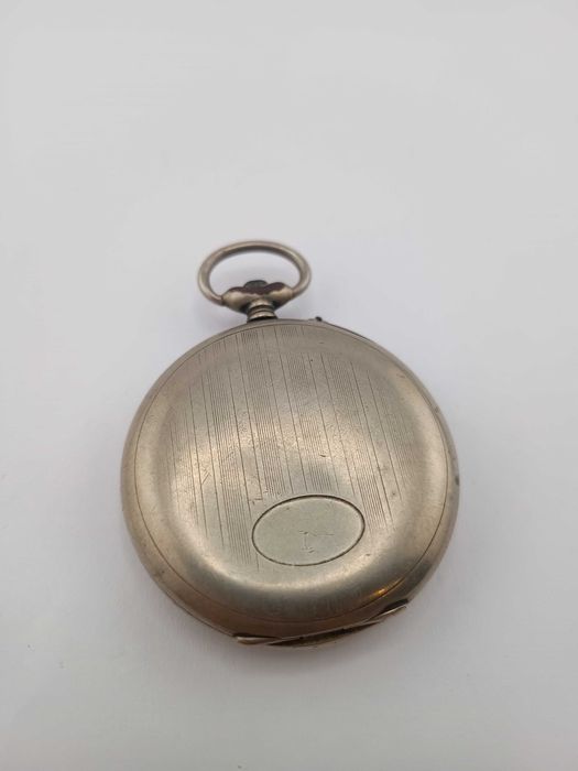 Stary zegarek mechaniczny