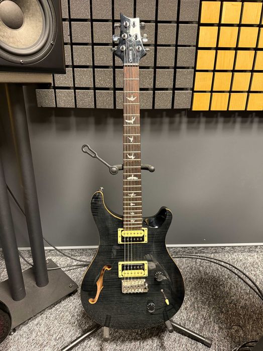 PRS SE Custom Semi Hollow