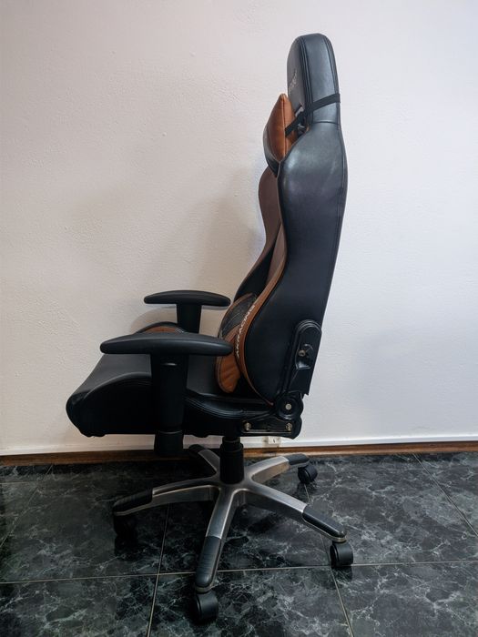 Cadeira gaming akracing premium v2 preto/castanho