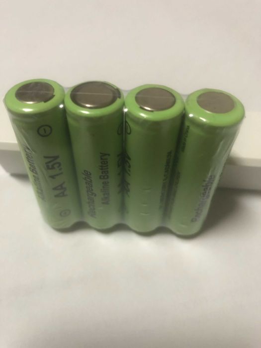 Pilhas 1,5V AA Carregaveis  (novas )