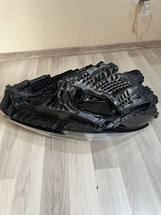 Фара Volvo EX90 Full led