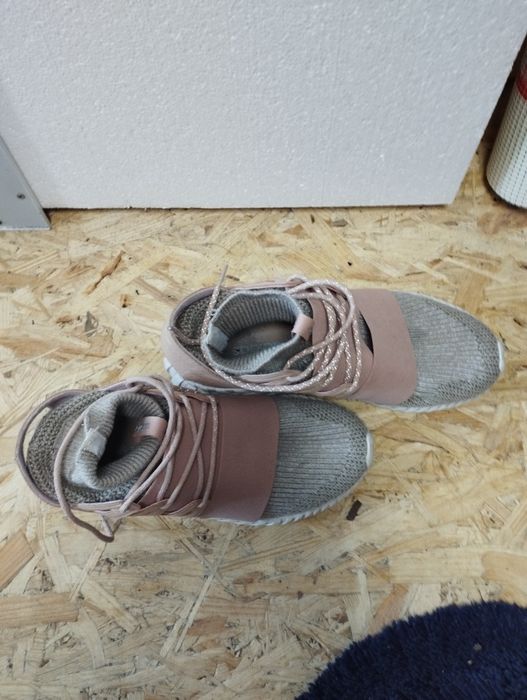 Красовки Adidas Tubular Doom PK Beige
