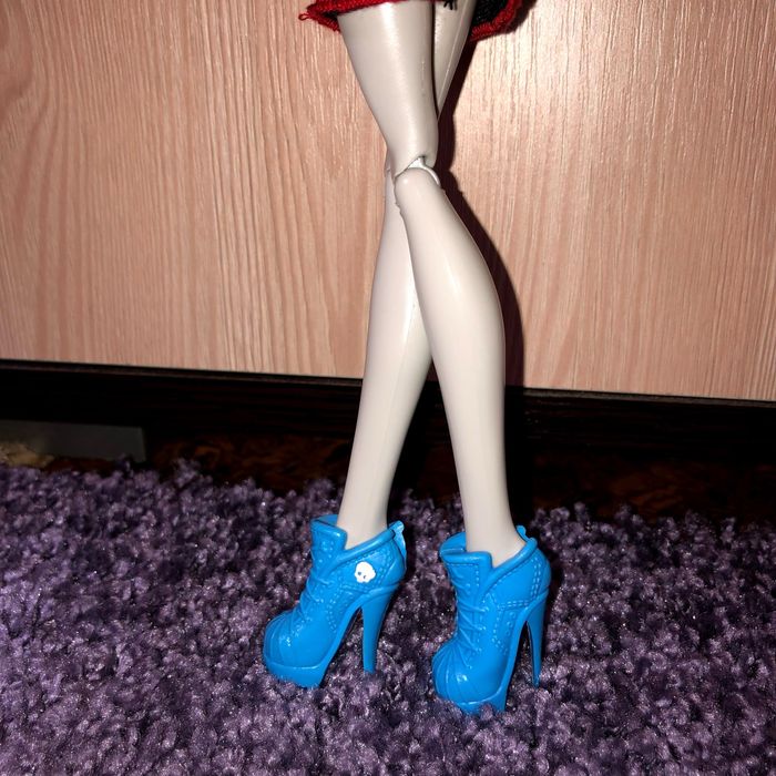 ОРИГИНАЛЬНАЯ кукла (монстер хай) ГУЛИЯ