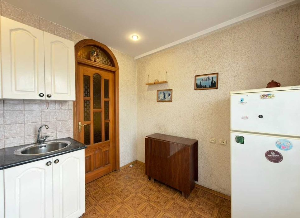 ПРОДАЖ 2 КІМНАТНОЇ КВАРТИРИ |Оболонський проспект 10,м.Оболонь 1хв пішки