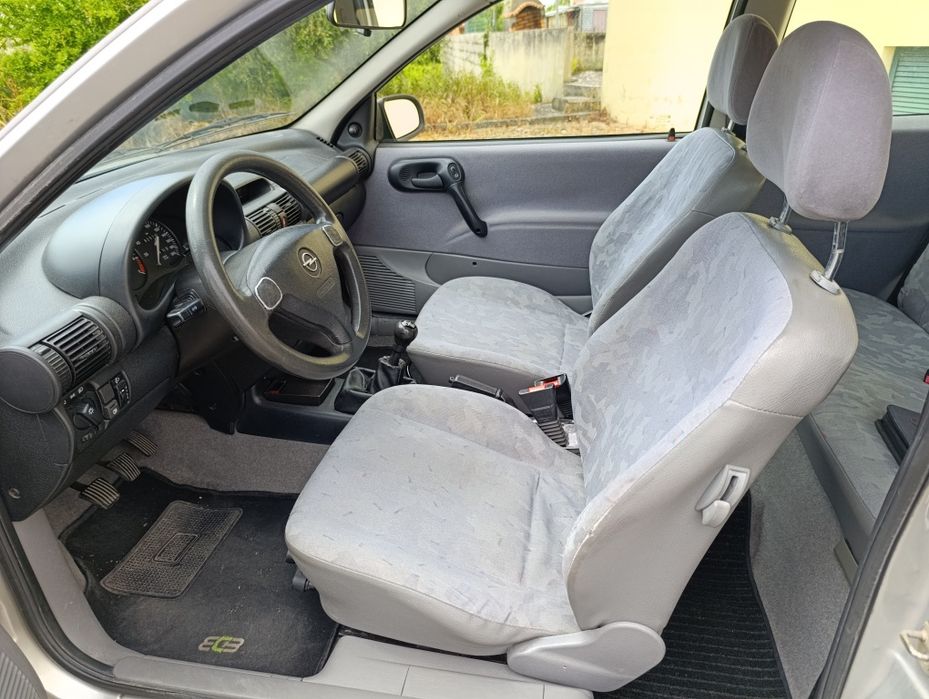 Opel Corsa B 1.0