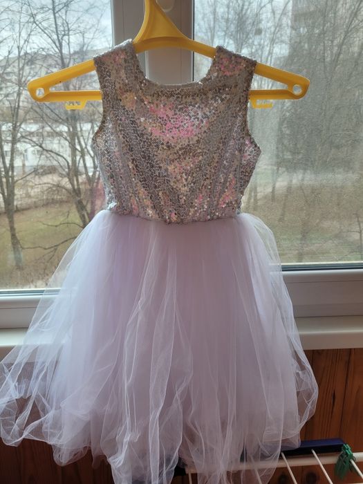 Святкова сукня 116р