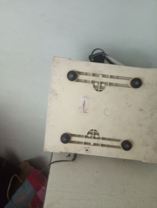 Balança digital  em bom estado