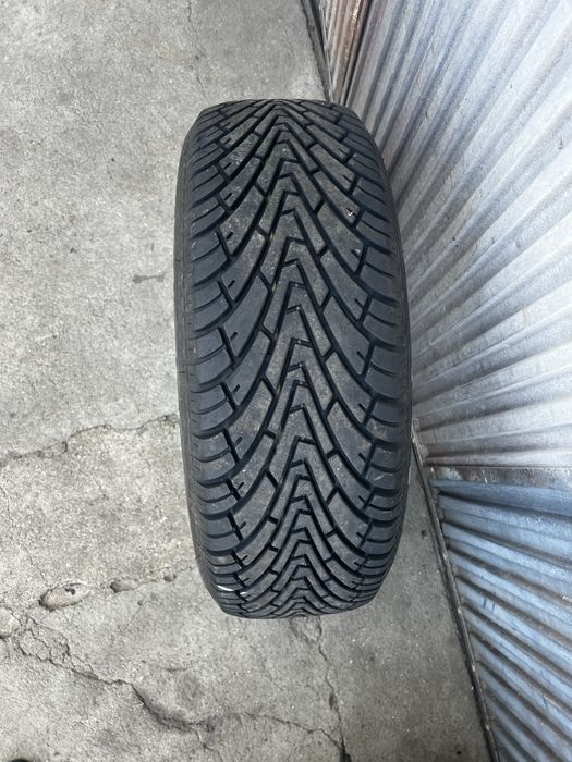Pneu Goodyear Wrangler F1 235/65 R17