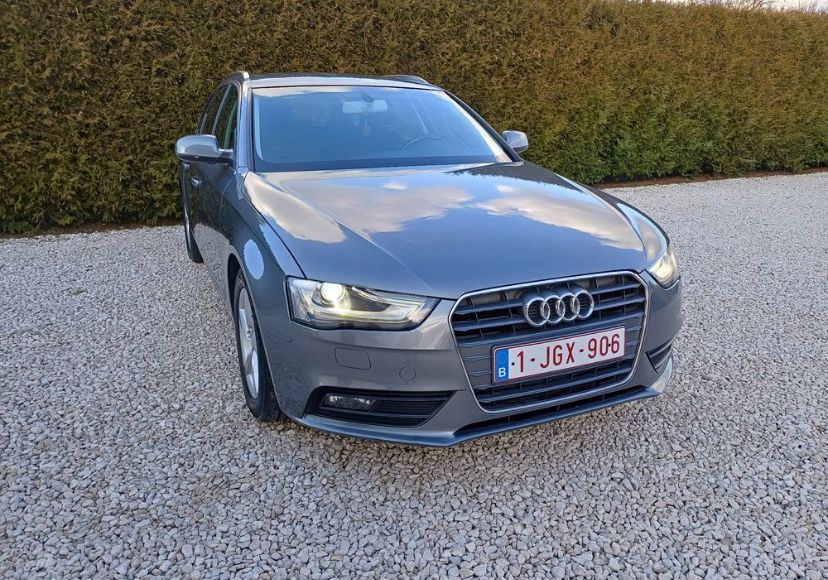 Audi A4 Avant 2012 дизель 2.0 TDI (143к/с) механіка