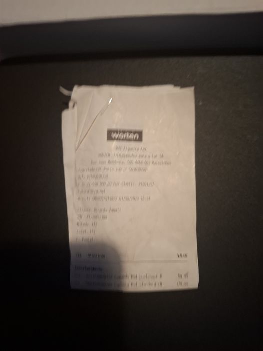 Ps4 slim (Sem desbloqueio)com a nota da compra