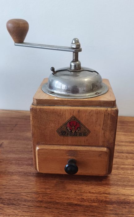 Moinhos de Café Antigos 35€ cada