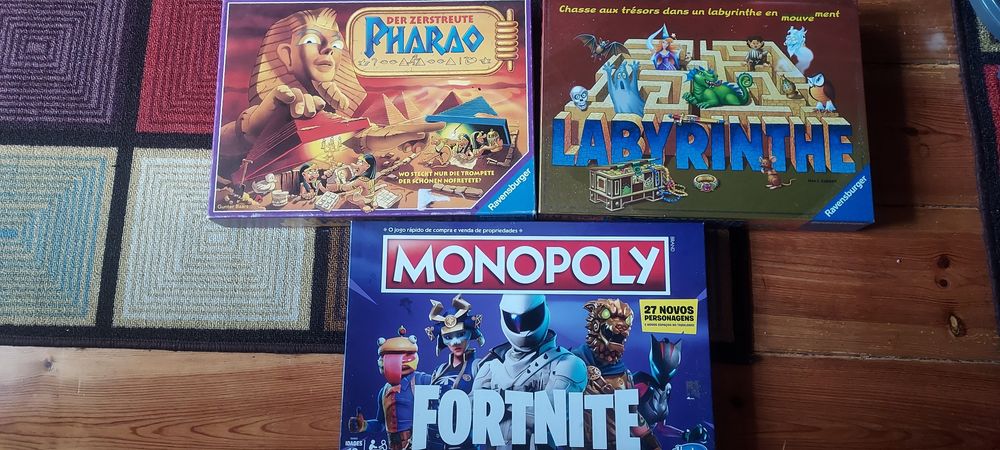 Vendo jogos de caixa