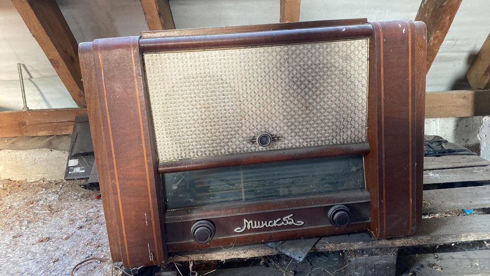 Stare radio Mińsk 55 z gramofonem PRL zabytek