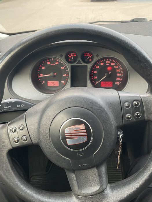 Seat ibiza 3 hatchback