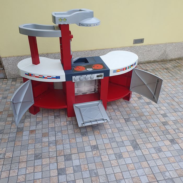 Cozinha Criança marca Miele