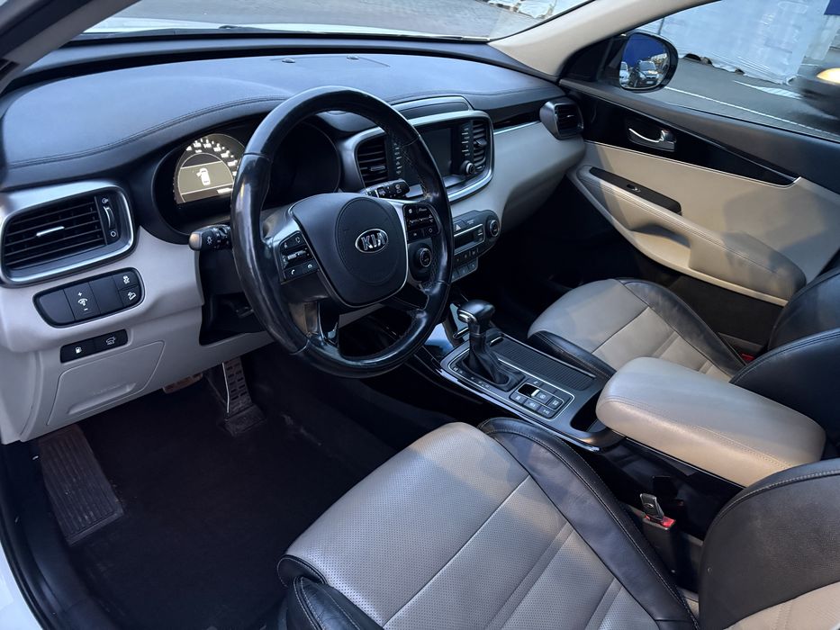 Kia Sorento 2018 VIN KNAPH81BDJ5447839 фото оголошення 14 з 18
