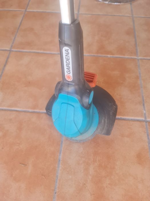 Rocadora a bateria Gardena impecavel