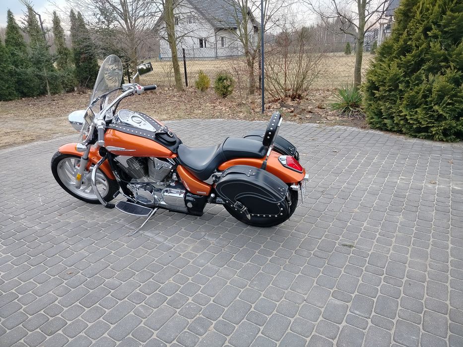 Honda vtx 1300 custom