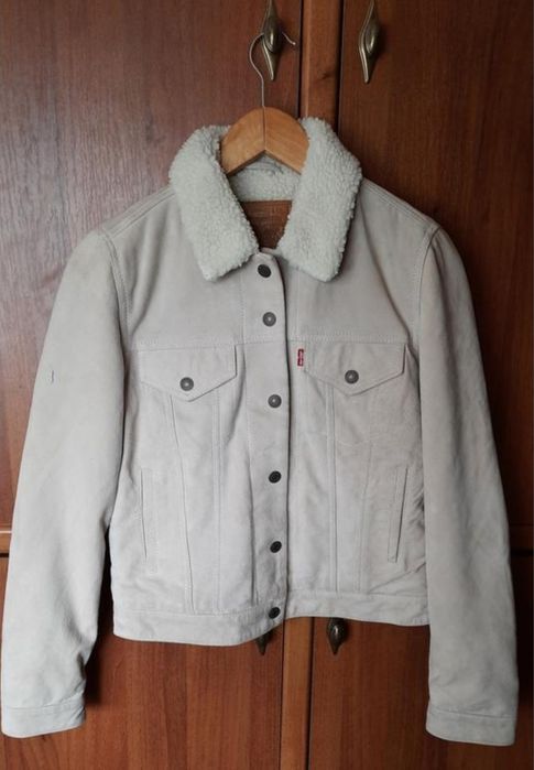 Жіночі шкіряні куртки Levi's