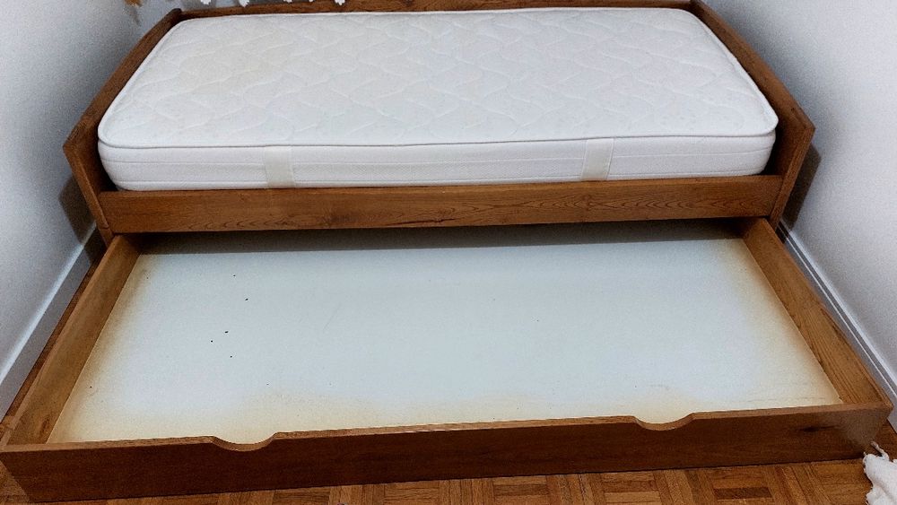 Cama + estrado + colchão