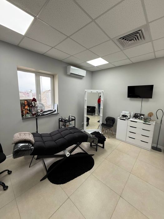 Продам приміщення