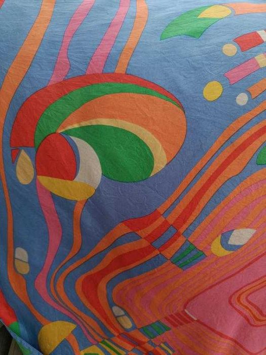 Вінтажний шовковий платок з абстрактним принтом у стилі Emilio Pucci