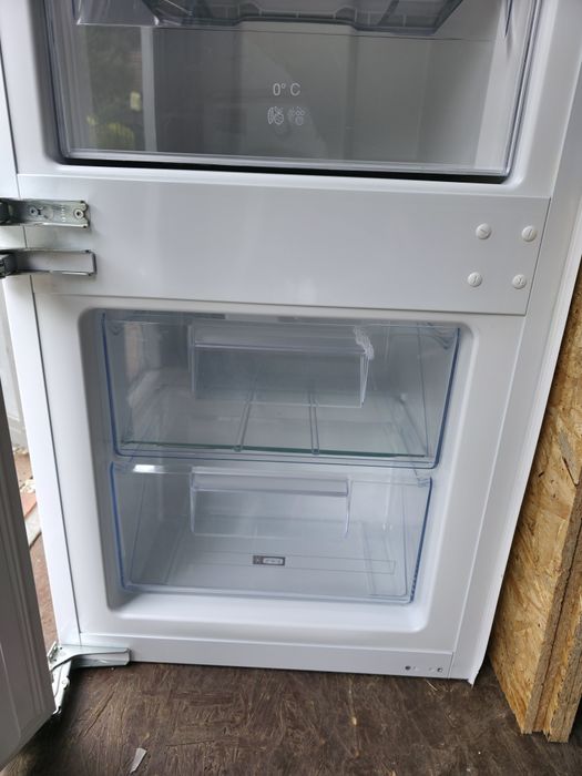 Chłodziarko-zamrażarka do zabudowy 178 cm  Kuppersbusch FKGF8800.1i