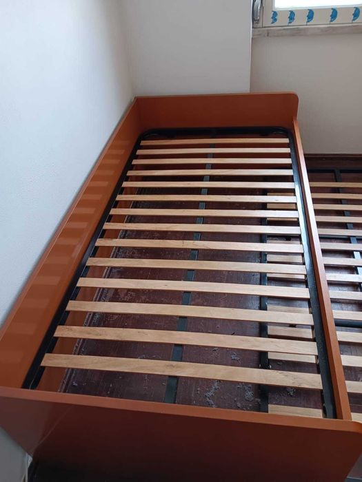 cama de solteiro com cama-gavetão