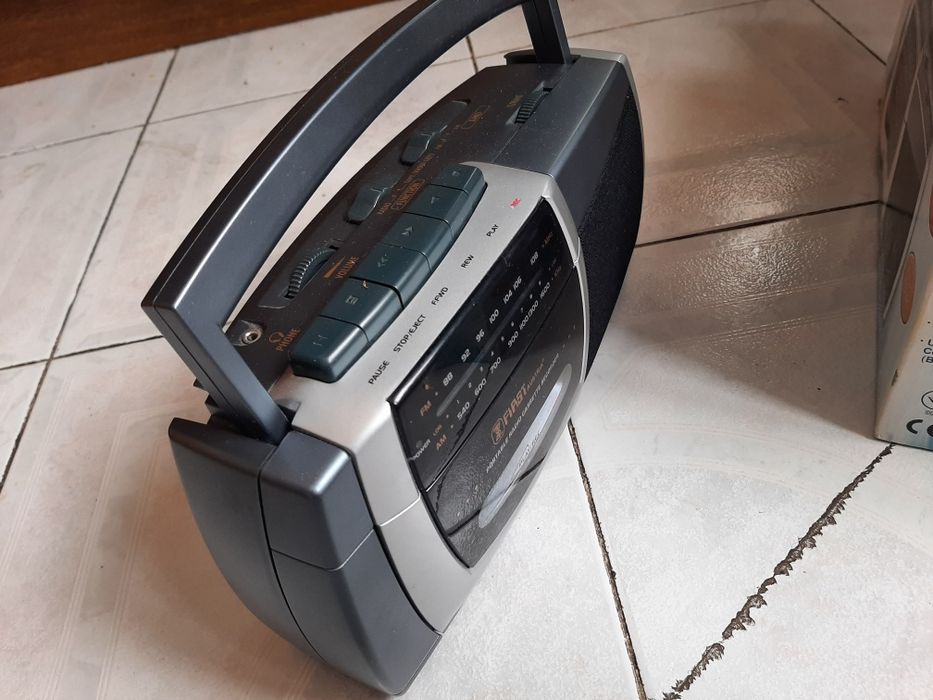 Магнитола First Австрия