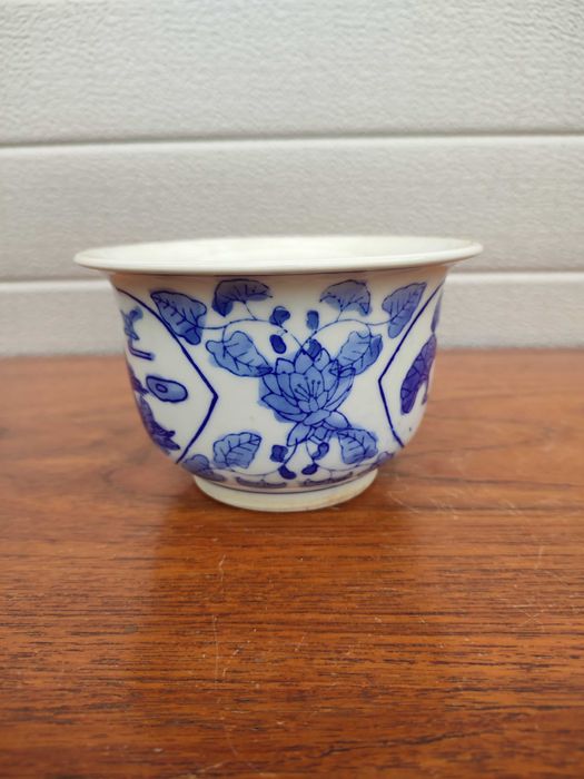 Porcelanowa Doniczka - kobaltowe zdobienia - design - V