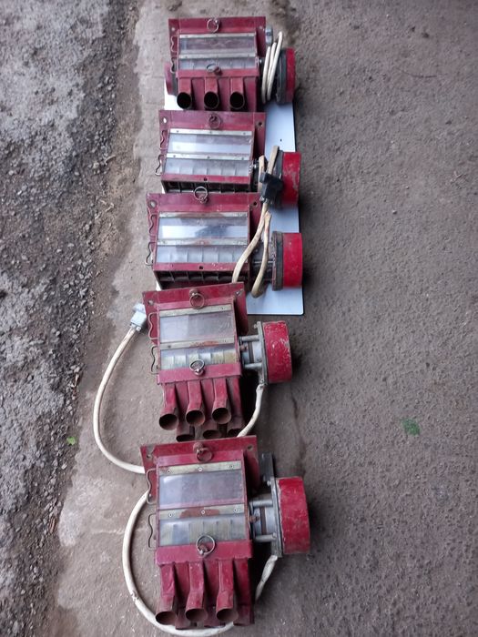 Висувні апарати до сівалки клен