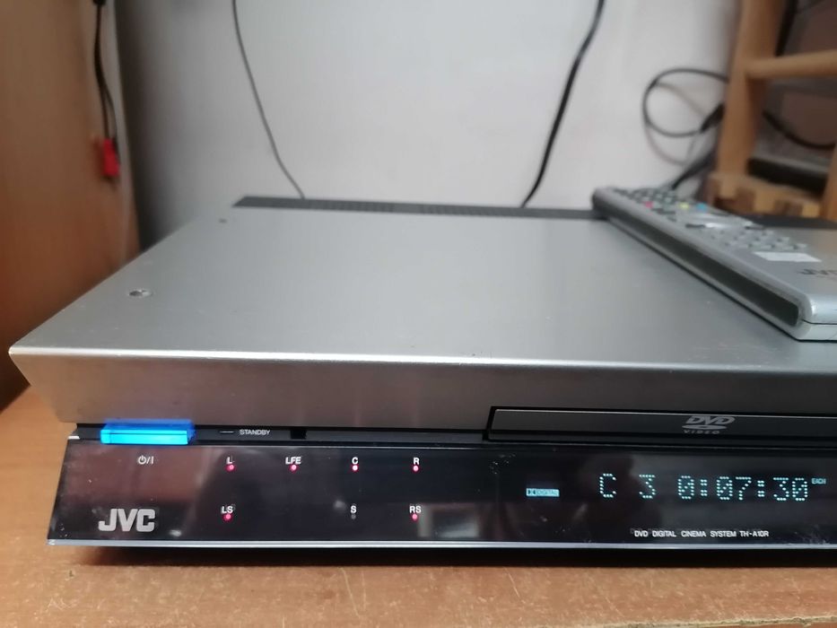 Amplituner JVC XV-TH-A10R