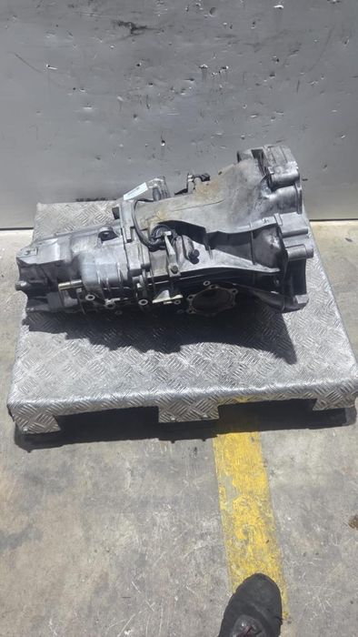 Caixa De Velocidades Volkswagen Passat Berlina 3B2