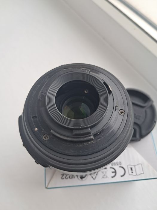 Обєктив Nikon 18-55mm