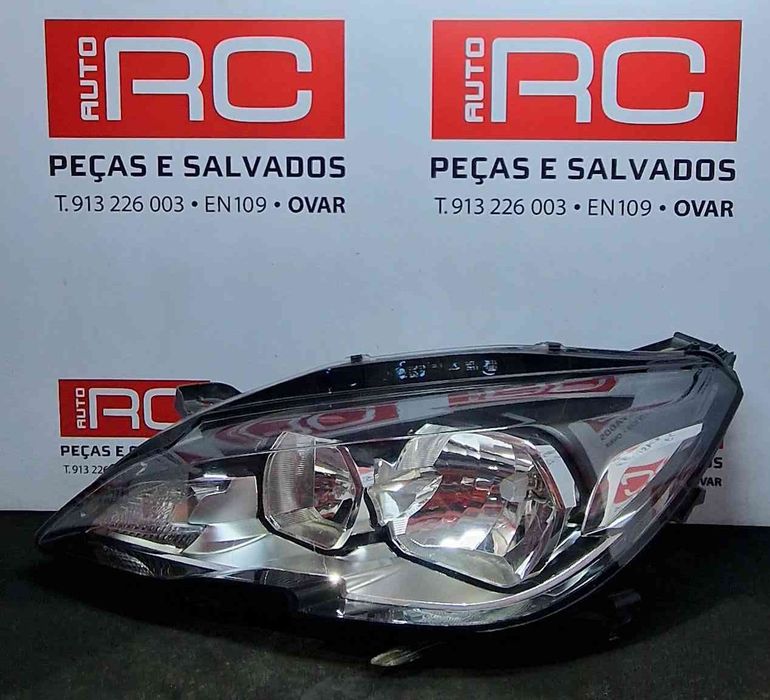Ótica / Farol Esquerdo 967752308000 - PEUGEOT 308 II
