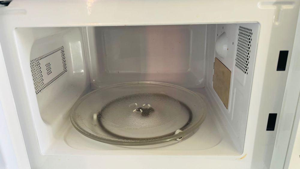 Microondas como novo