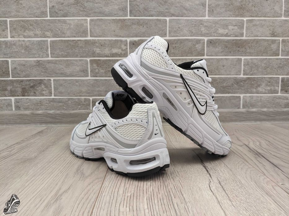 Кросівки на ЛІТО Nike Air Max Moto 2K \ Найк Аир Макс Мото 2К \ 37 - 41 розмір