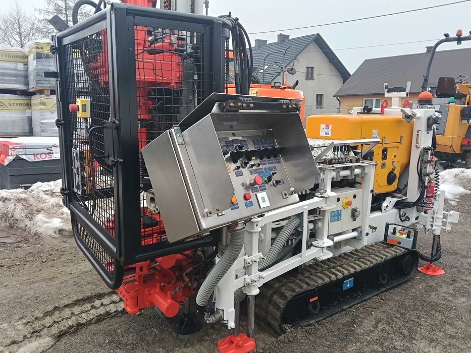 Wiertnica pionowa SMRI 65 2014 r  do studni pomp ciepła itp.