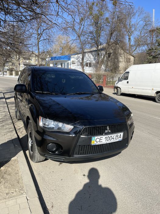 Мітсубісі оутлендер