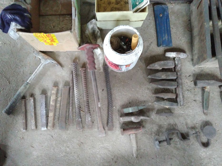 wiertła młotki wiertła siekiery pilniki