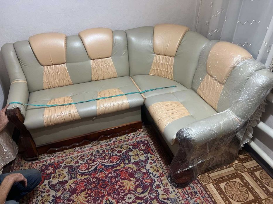 Мягкий кухонный уголок со спальным местом