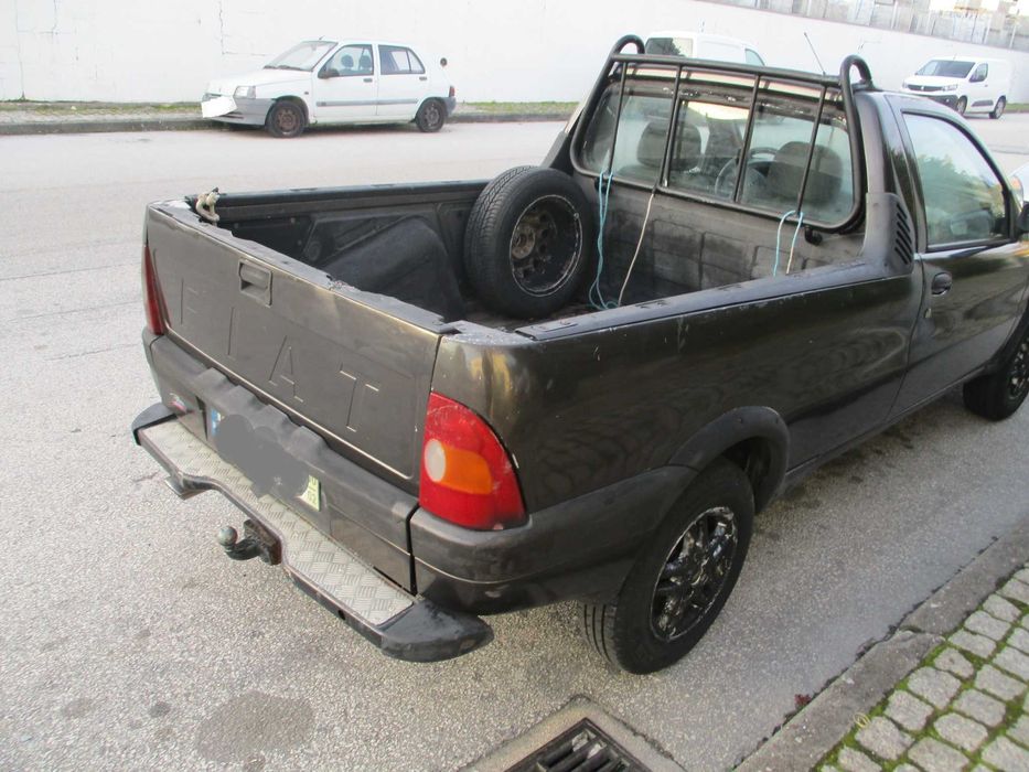 Fiat Strada Para Venda