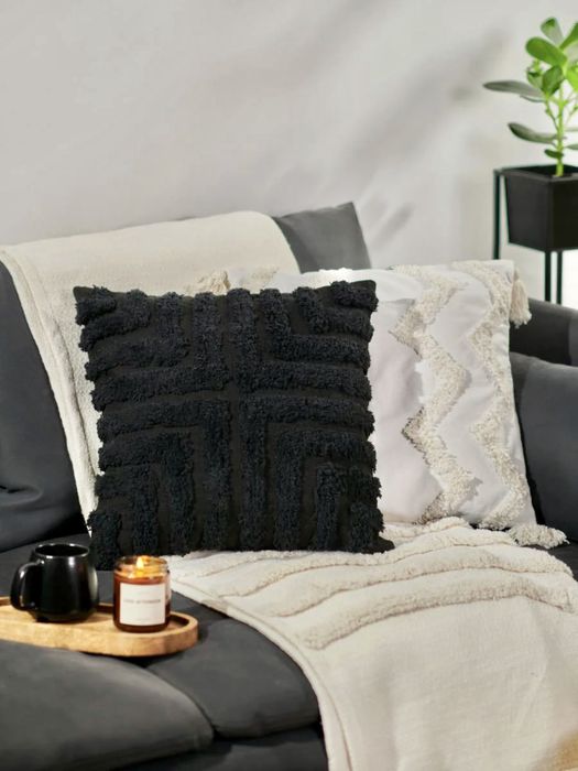 Sinsay nowa poszewka 3D żakardowa włosie dekoracyjna czarna fluffy