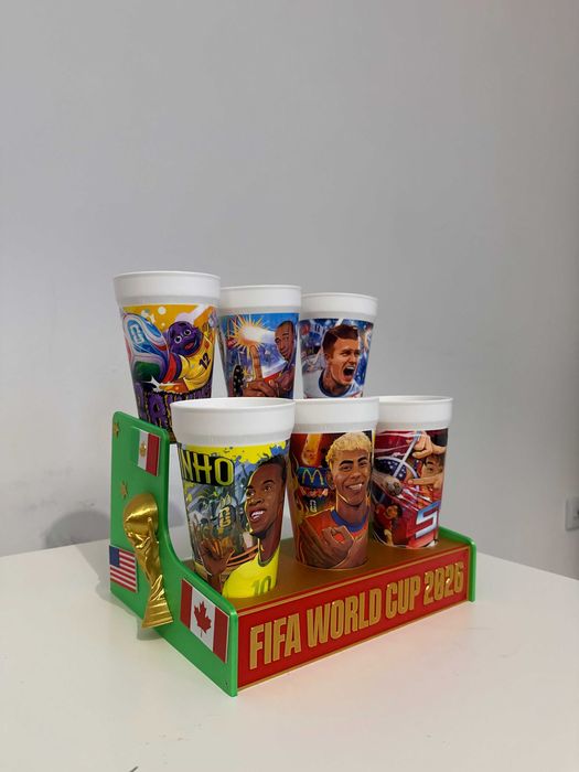 ekspozytor / stojak na kubki fifa world cup 2026 mcdonald