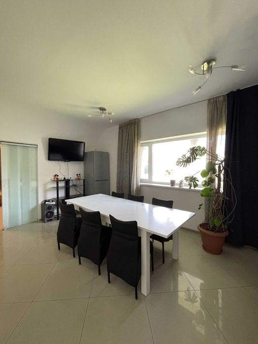 Будинок 450м2 біля печерської школи