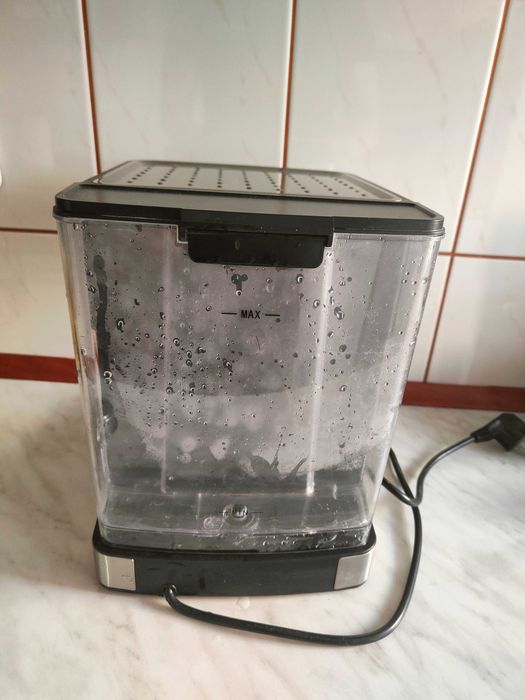 Kolbowy ekspres ciśnieniowy Lund 68510